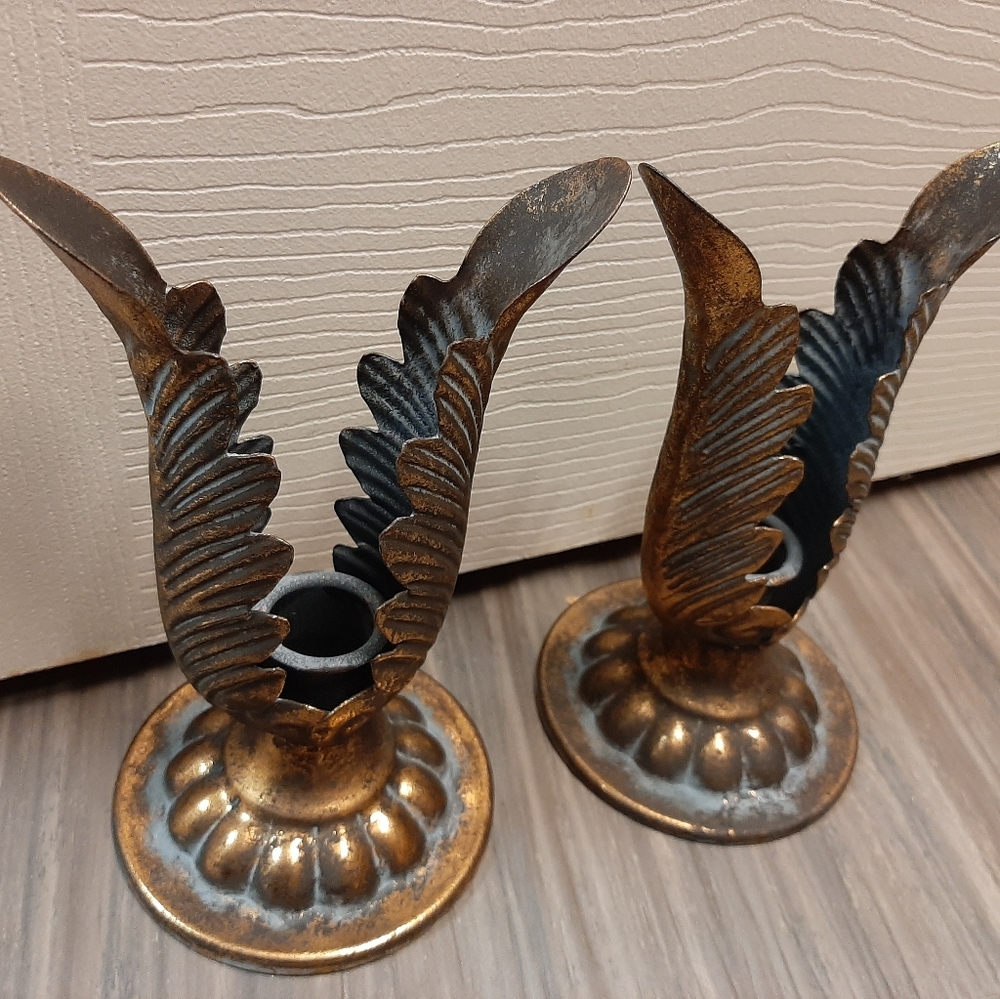 Set of 2 rustic candle holders